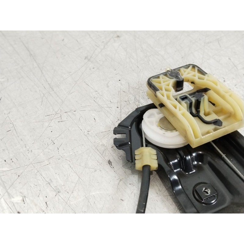 Recambio de elevalunas delantero izquierdo para opel astra j lim. 1.6 cdti dpf referencia OEM IAM 20951581  13350757