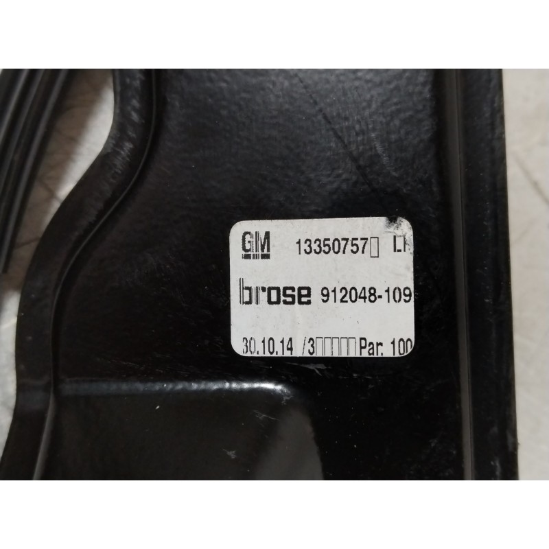 Recambio de elevalunas delantero izquierdo para opel astra j lim. 1.6 cdti dpf referencia OEM IAM 20951581  13350757