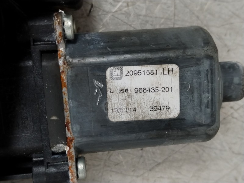 Recambio de elevalunas delantero izquierdo para opel astra j lim. 1.6 cdti dpf referencia OEM IAM 20951581  13350757