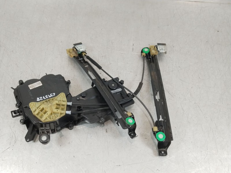 Recambio de elevalunas delantero izquierdo para seat leon (1p1) 1.9 tdi referencia OEM IAM 1P0837401J 1K0959793P 1T0959701L