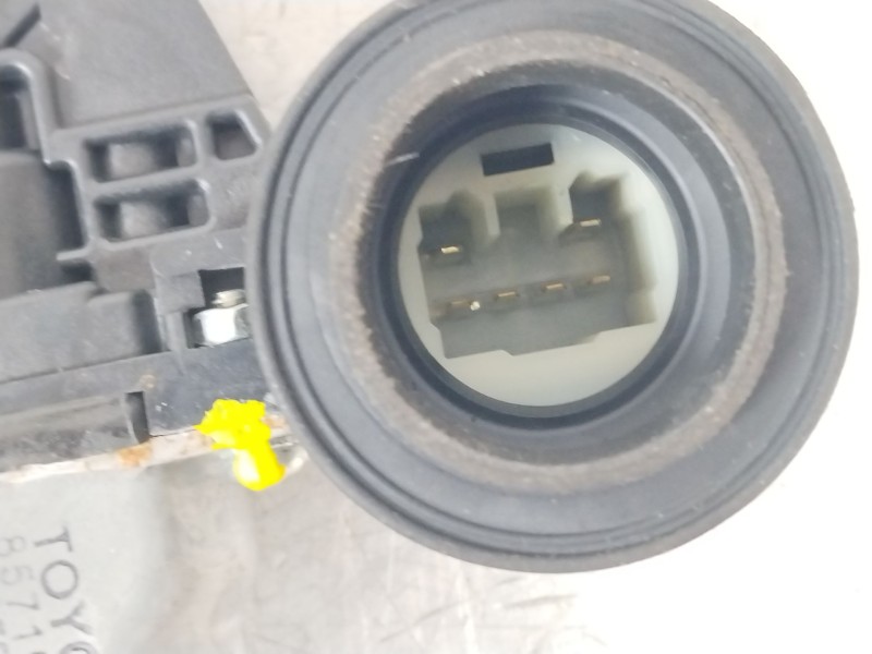 Recambio de elevalunas trasero izquierdo para toyota auris (_e18_) 1.4 d-4d (nde180_) referencia OEM IAM 6984002240  857100D100