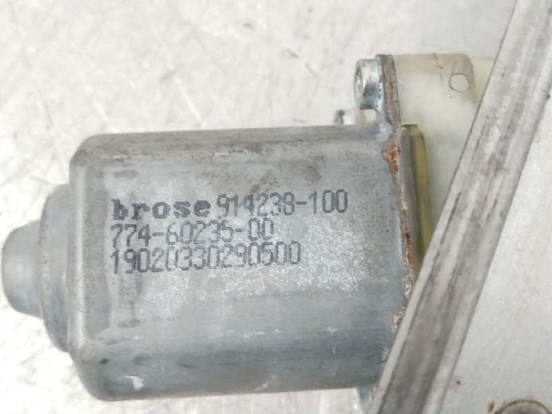 Recambio de elevalunas delantero izquierdo para peugeot 5008 sport pack referencia OEM IAM 9682808980 912043103 962942200D