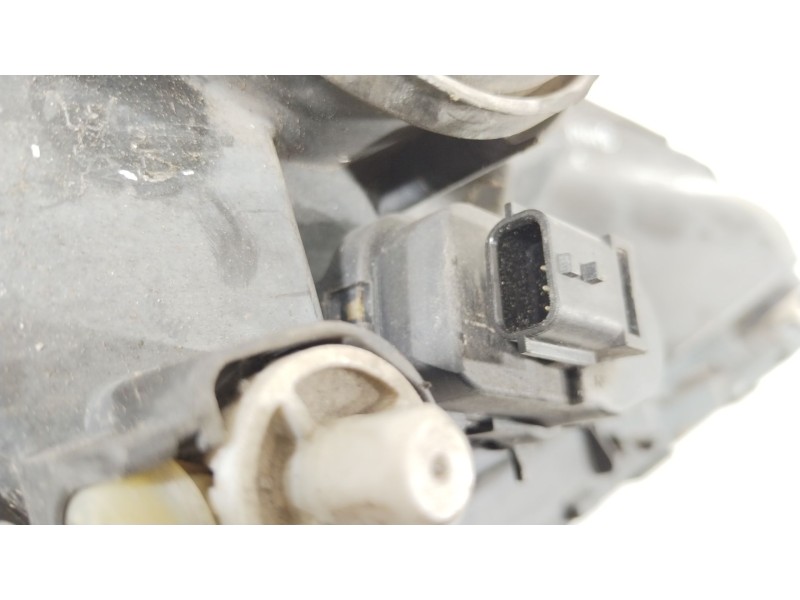 Recambio de faro derecho para renault maxity 130.35ñ5 referencia OEM IAM 26010MB40A 89317201 7485152479