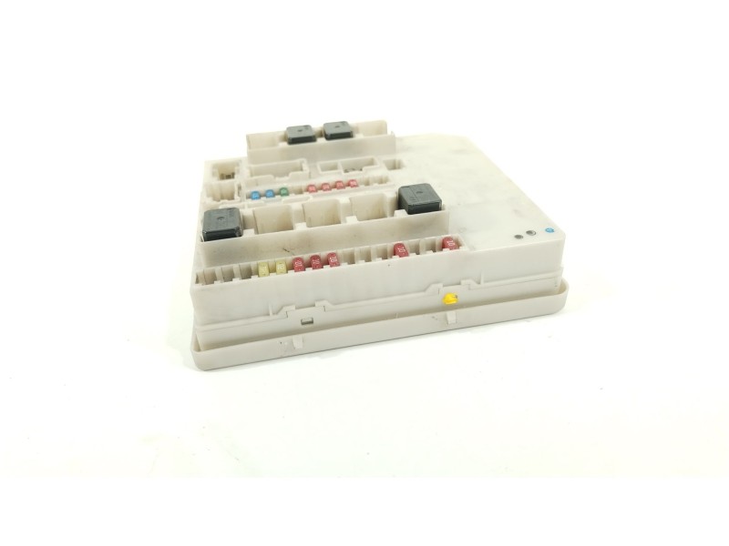 Recambio de caja reles / fusibles para renault maxity 130.35ñ5 referencia OEM IAM 7485126120  