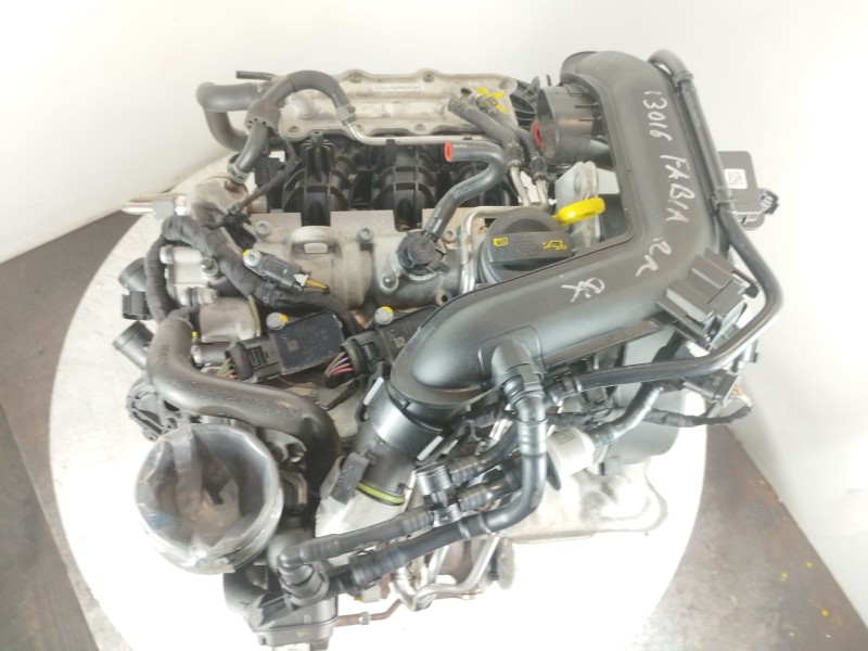 Recambio de motor completo para skoda fabia combi active referencia OEM IAM DKL  