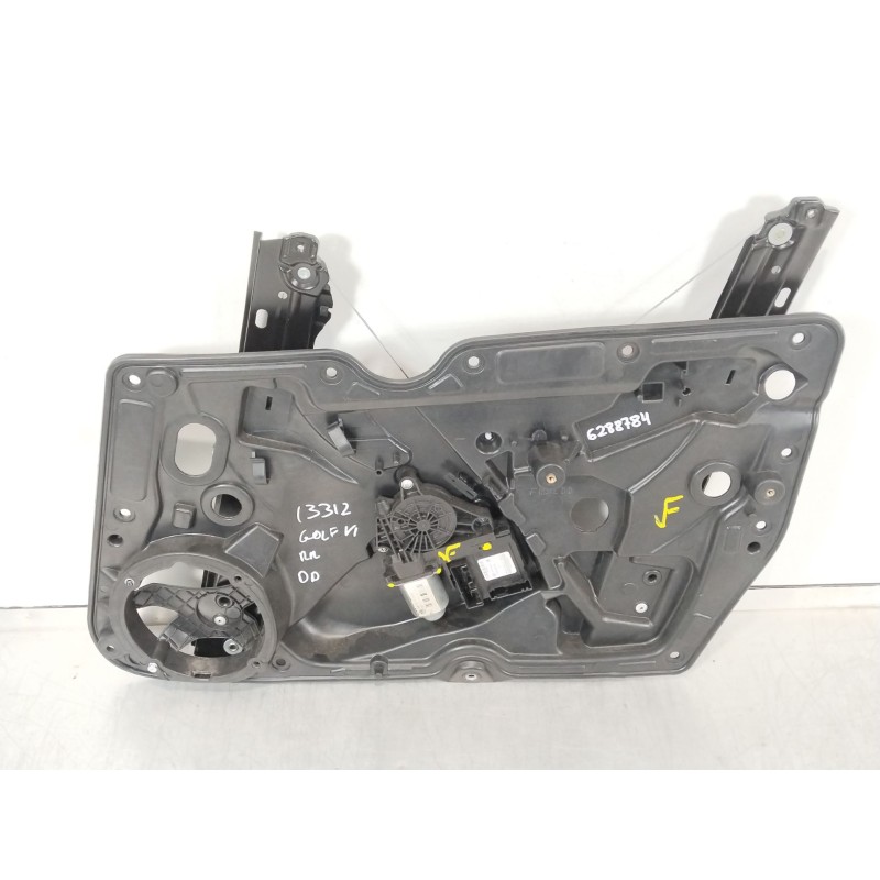 Recambio de elevalunas delantero derecho para volkswagen golf vi (5k1) 1.6 tdi referencia OEM IAM 5K0837462D 5K0959792 5K0959702