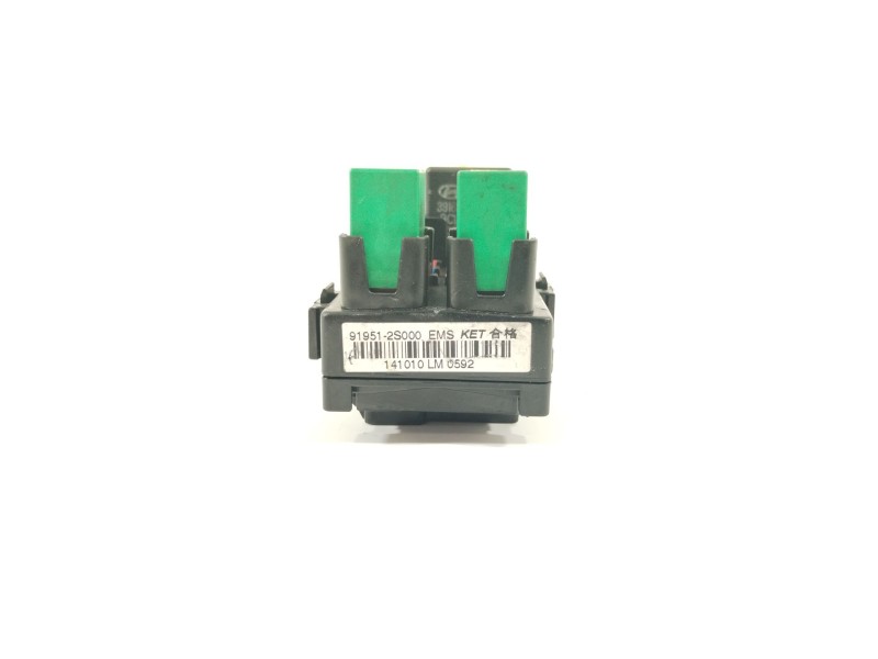 Recambio de caja reles / fusibles para kia sportage iii (sl) 1.7 crdi referencia OEM IAM 919512S000  
