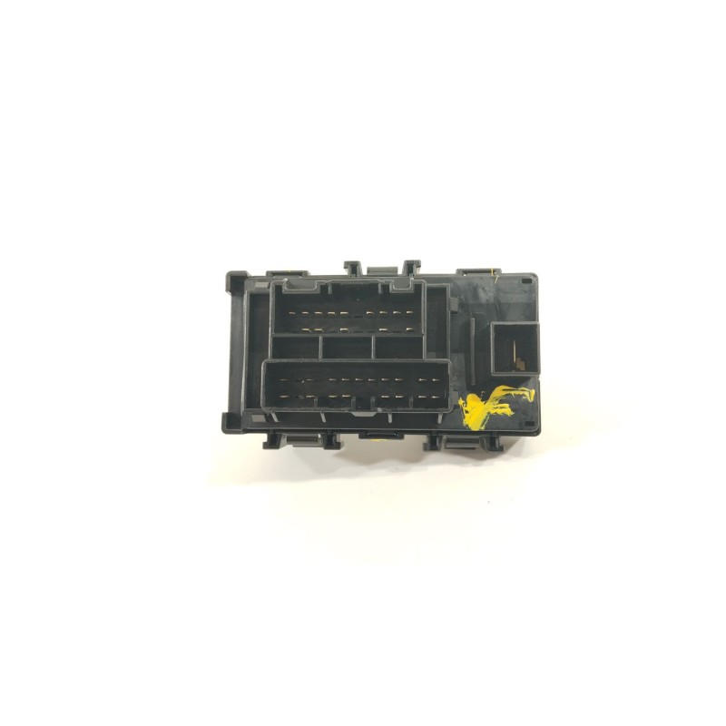 Recambio de caja reles / fusibles para kia sportage iii (sl) 1.7 crdi referencia OEM IAM 919512S000  