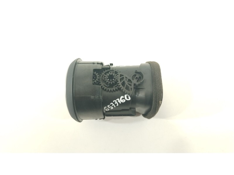 Recambio de rejilla aireadora para audi a3 (8p) 1.9 tdi ambiente referencia OEM IAM 8P0820901A  04945004