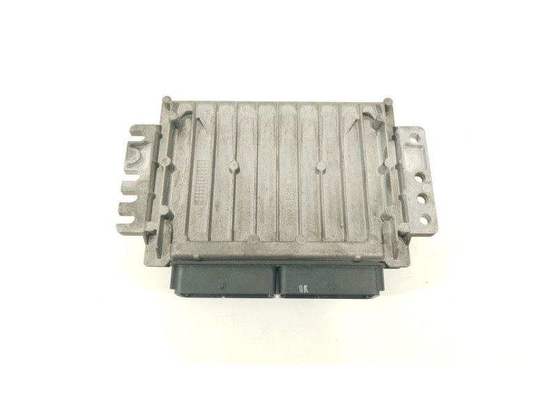 Recambio de centralita motor uce para daewoo nubira sedán (j200) 1.6 referencia OEM IAM 96394699  S010016042A0