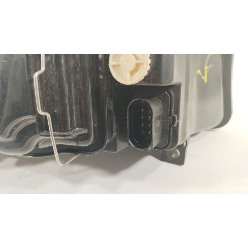 Recambio de faro izquierdo para seat toledo ii (1m2) 2.3 v5 referencia OEM IAM 1M1941015   Recambio de faro izquierdo para seat toledo ii (1m2) 2.3 v5 referencia OEM IAM 1M1941015