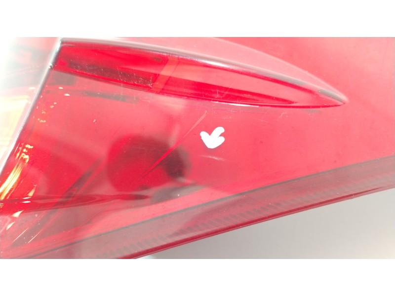 Recambio de piloto trasero derecho para toyota auris (_e18_) 1.4 d-4d (nde180_) referencia OEM IAM 8155102740  