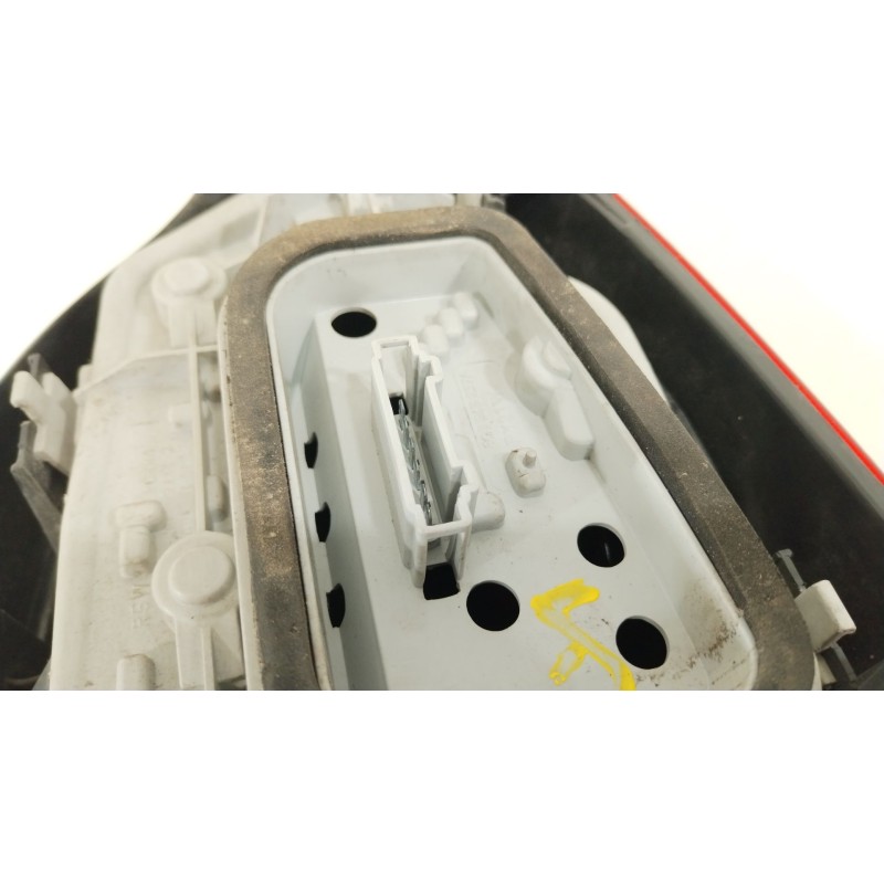 Recambio de piloto trasero izquierdo para volkswagen polo iv (9n_, 9a_) 1.4 16v referencia OEM IAM 6Q6945095B  6Q6945111A