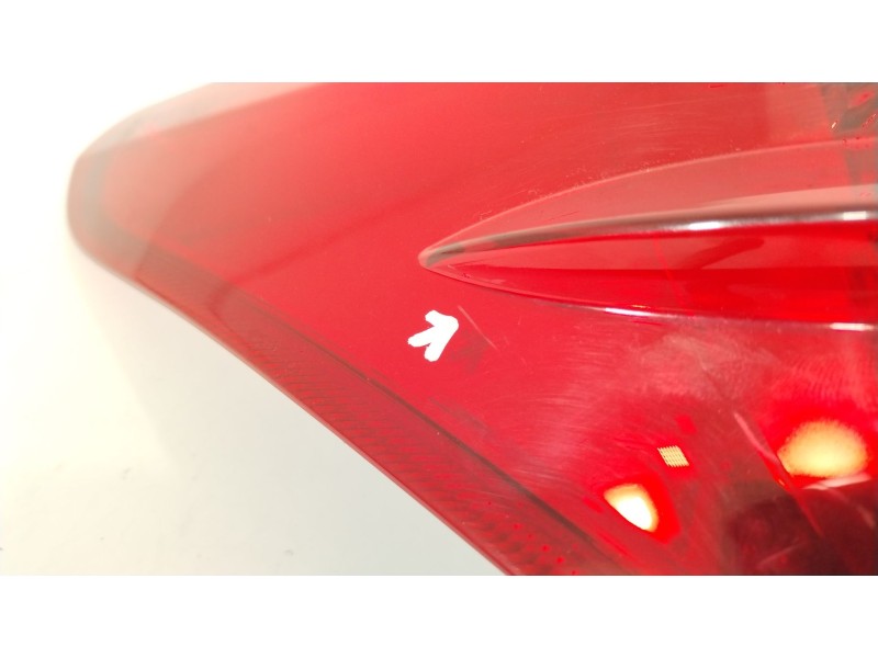 Recambio de piloto trasero izquierdo para toyota auris (_e18_) 1.4 d-4d (nde180_) referencia OEM IAM 8156102740  