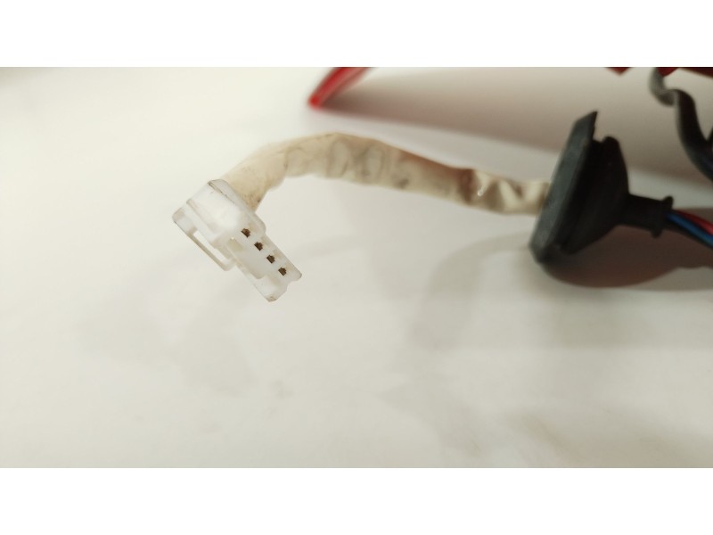 Recambio de piloto trasero izquierdo para toyota auris (_e18_) 1.4 d-4d (nde180_) referencia OEM IAM 8156102740  