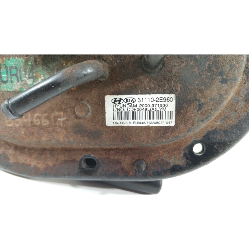 Recambio de bomba combustible para hyundai tucson (jm) 2.0 crdi comfort (4wd) referencia OEM IAM 311102E960  2000371660