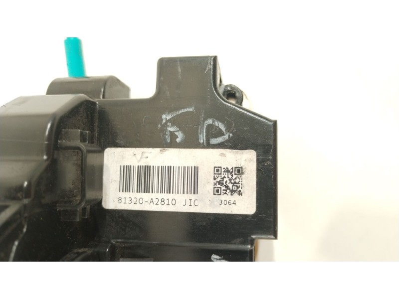 Recambio de cerradura puerta delantera derecha para kia cee´d (jd) 1.6 crdi 110 referencia OEM IAM 81320A2810  