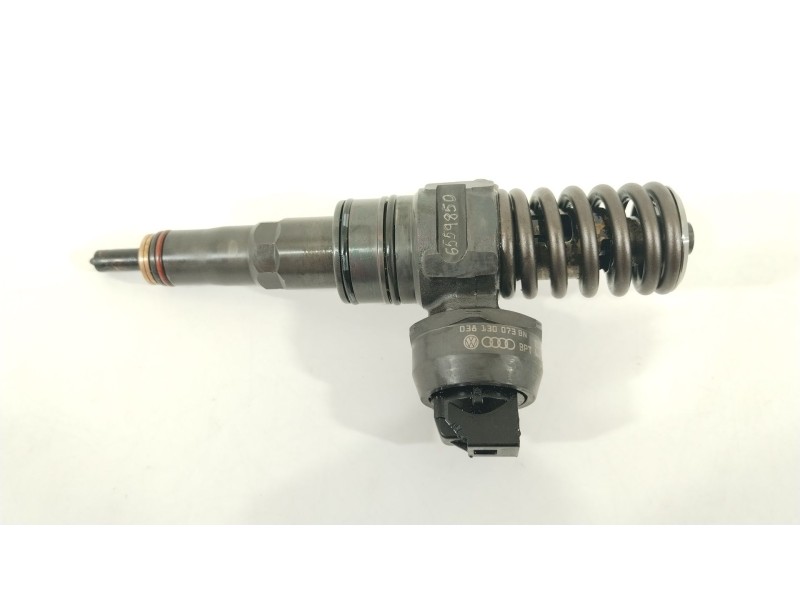 Recambio de inyector para volkswagen polo iv (9n_, 9a_) 1.4 tdi referencia OEM IAM 038130073BN  0414720313
