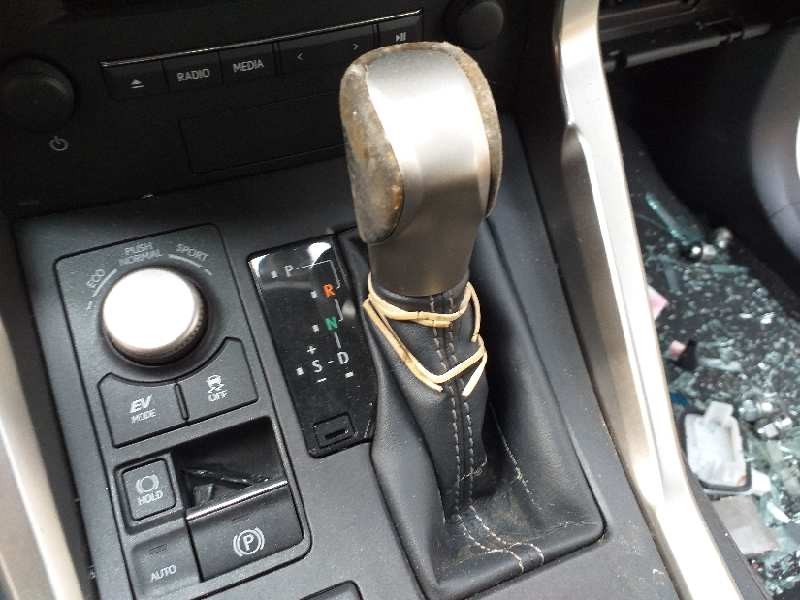 Recambio de palanca cambio para lexus nx 300h 4wd referencia OEM IAM 3356078021  750996