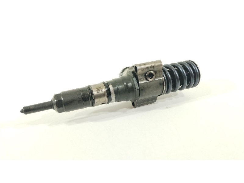 Recambio de inyector para volkswagen passat b6 (3c2) 2.0 tdi 16v 4motion referencia OEM IAM 000130073SX  