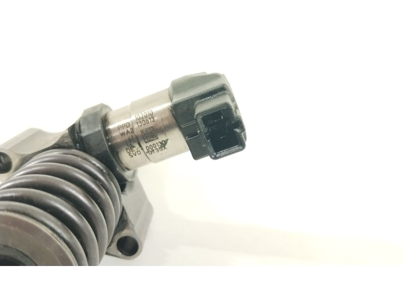 Recambio de inyector para volkswagen passat b6 (3c2) 2.0 tdi 16v 4motion referencia OEM IAM 000130073SX  
