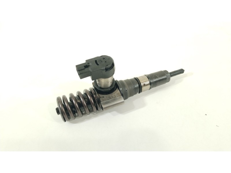 Recambio de inyector para volkswagen passat b6 (3c2) 2.0 tdi 16v 4motion referencia OEM IAM 000130073SX  