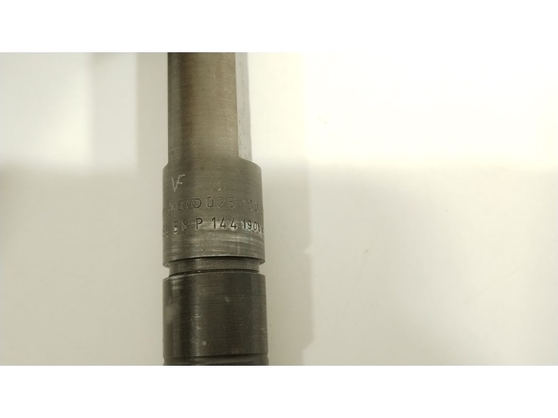 Recambio de inyector para volkswagen passat b5 (3b2) 1.9 tdi syncro/4motion referencia OEM IAM 028130201T  