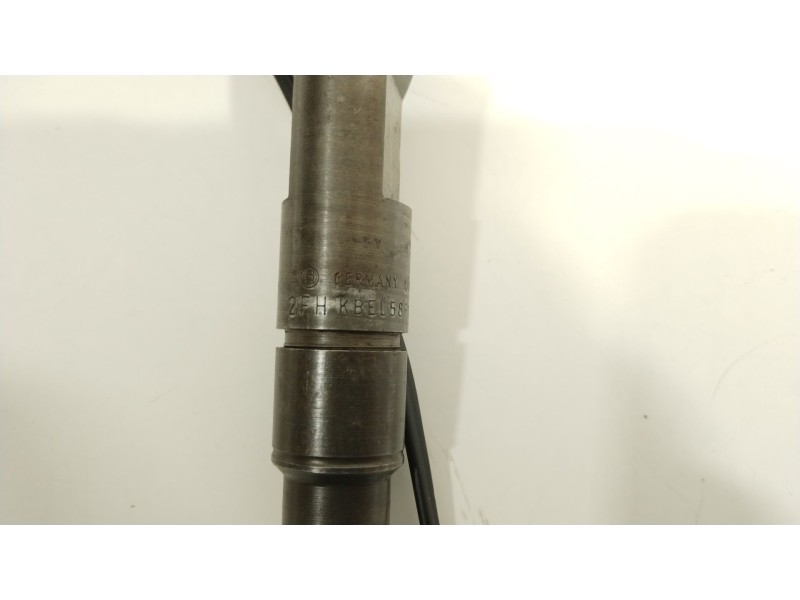 Recambio de inyector para volkswagen passat b5 (3b2) 1.9 tdi syncro/4motion referencia OEM IAM 028130201S  