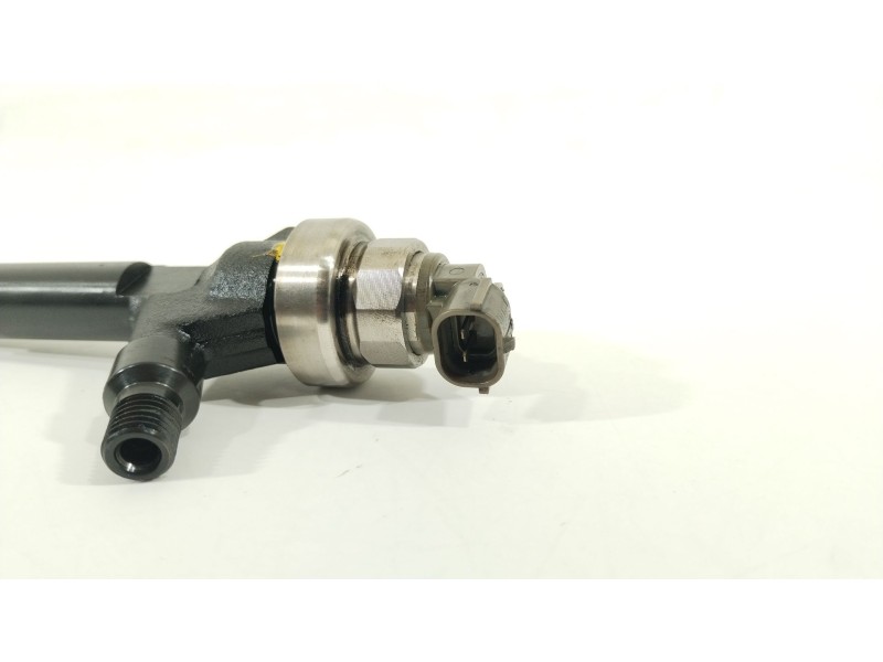 Recambio de inyector para opel astra j (p10) 1.7 cdti (68) referencia OEM IAM 97376270  8973762703