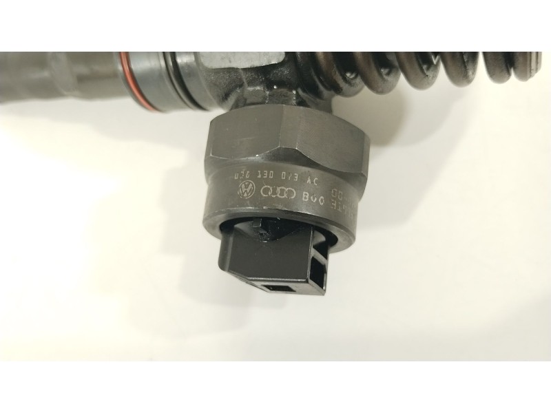 Recambio de inyector para seat alhambra (7v8, 7v9) 1.9 tdi referencia OEM IAM 038130073AC  0414720029