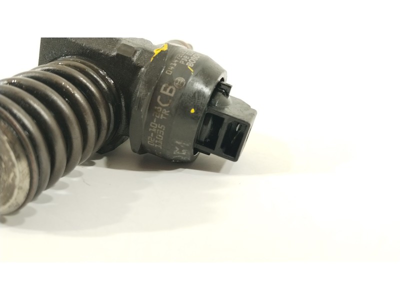 Recambio de inyector para audi a4 berlina (8e) 1.9 tdi (96kw) referencia OEM IAM 038130073AR  0414720214