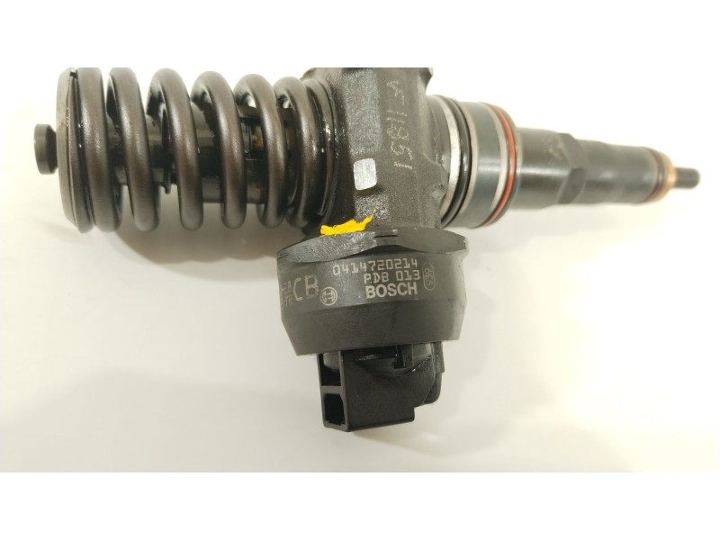 Recambio de inyector para audi a4 berlina (8e) 1.9 tdi (96kw) referencia OEM IAM 038130073AR  0414720214