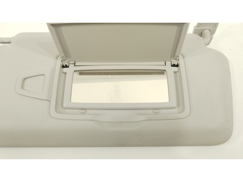 Recambio de parasol derecho para mercedes-benz clase cla (w117) cla 220 cdi (117.303) referencia OEM IAM A1768100210  