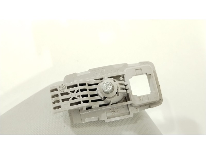 Recambio de parasol izquierdo para mercedes-benz clase cla (w117) cla 220 cdi (117.303) referencia OEM IAM A1768100010  