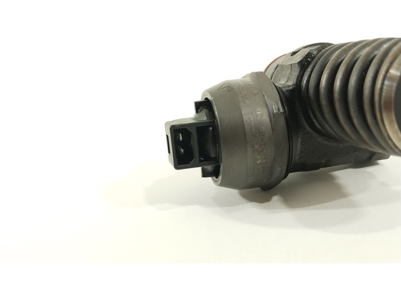 Recambio de inyector para seat ibiza iii (6l1) 1.9 tdi referencia OEM IAM 038130073AL  0414720039