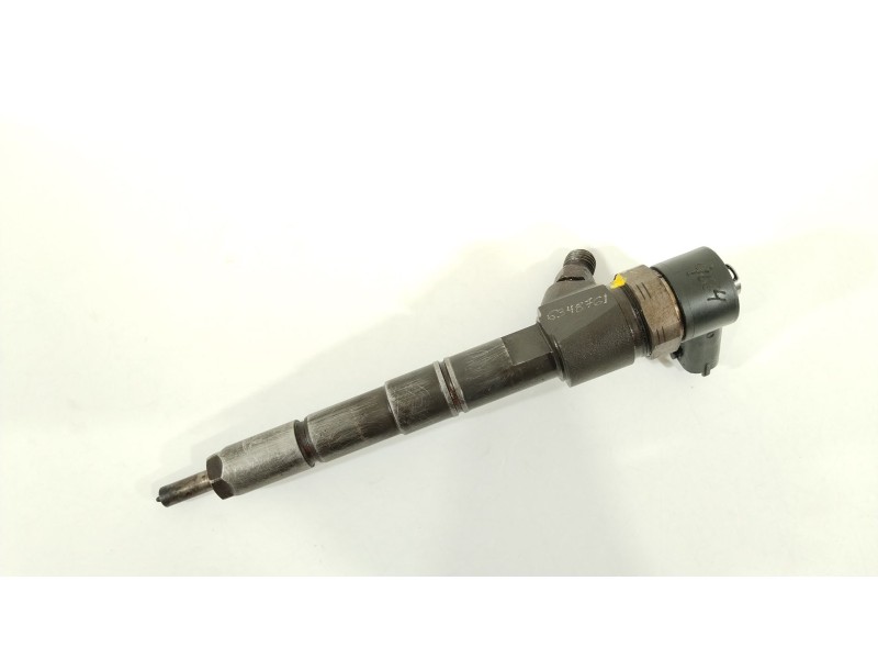Recambio de inyector para fiat bravo (198) 1.6 16v multijet easy (77kw) referencia OEM IAM 0445110300  