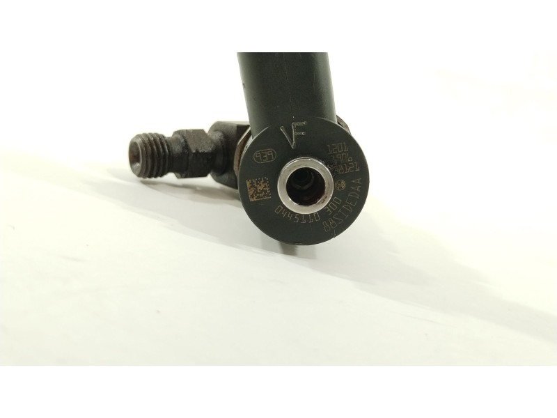 Recambio de inyector para fiat bravo (198) 1.6 16v multijet easy (77kw) referencia OEM IAM 0445110300  