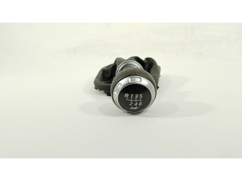 Recambio de pomo palanca cambio para hyundai i30 (pd) n performance referencia OEM IAM 349104EA0A  