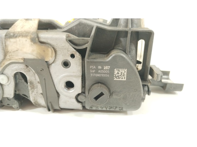 Recambio de cerradura puerta delantera derecha para peugeot 508 2.0 blue-hdi fap referencia OEM IAM 9800625780  006257