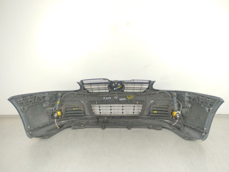 Recambio de paragolpes delantero para volkswagen golf v (1k1) 1.4 tsi referencia OEM IAM 1K0807221  