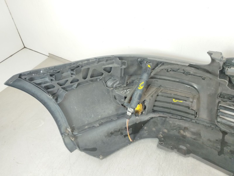 Recambio de paragolpes delantero para volkswagen golf v (1k1) 1.4 tsi referencia OEM IAM 1K0807221  