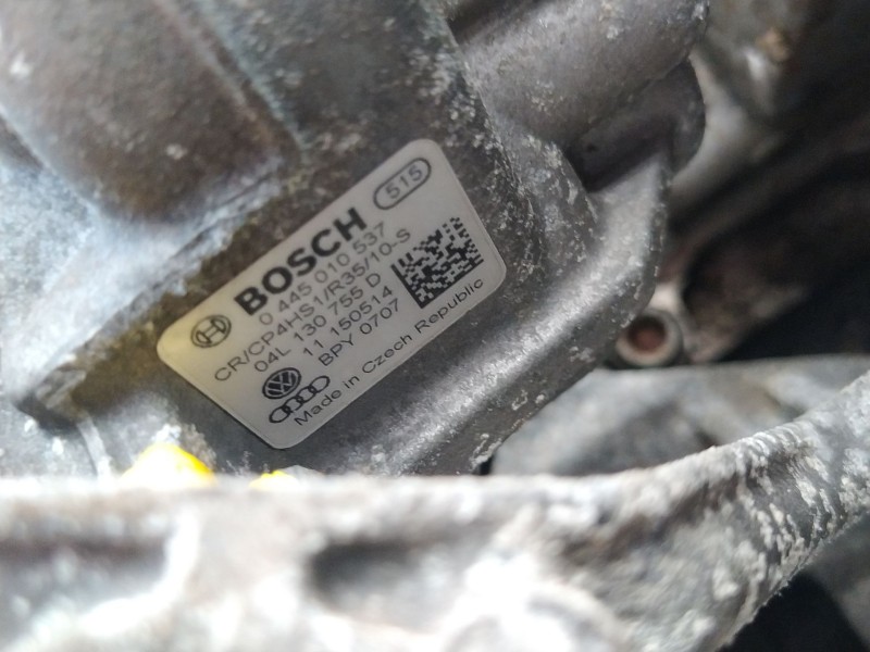 Recambio de bomba inyeccion para audi a3 limousine (8vs, 8vm) 2.0 tdi referencia OEM IAM 04L130755D  0445010537