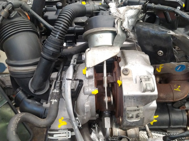 Recambio de turbocompresor para audi a3 limousine (8vs, 8vm) 2.0 tdi referencia OEM IAM 04L253010B  BM70B