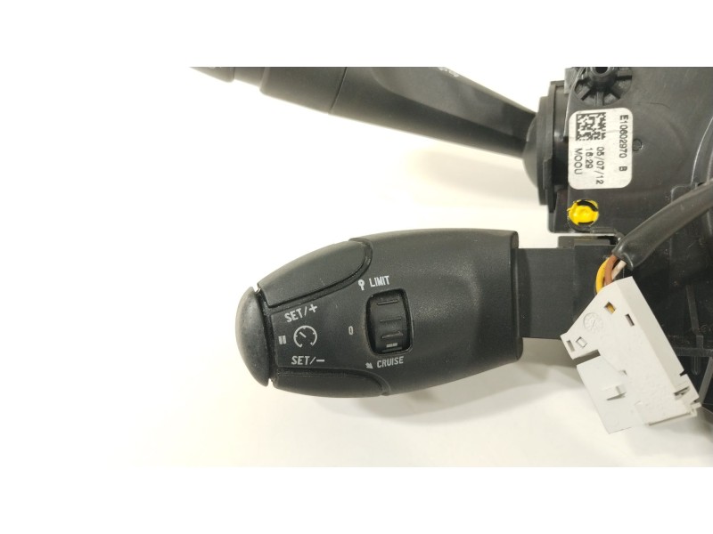 Recambio de mando luces para peugeot 208 i (ca_, cc_) 1.2 vti 82 referencia OEM IAM 98030390ZD  