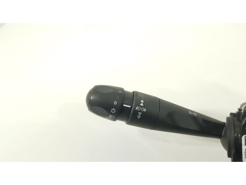 Recambio de mando luces para peugeot 208 i (ca_, cc_) 1.2 vti 82 referencia OEM IAM 98030390ZD  