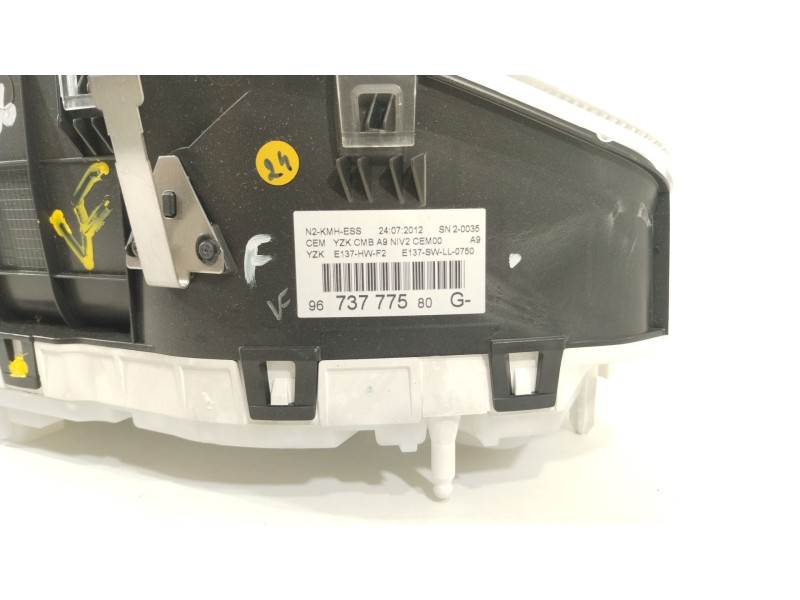 Recambio de cuadro instrumentos para peugeot 208 i (ca_, cc_) 1.2 vti 82 referencia OEM IAM 9673777580  