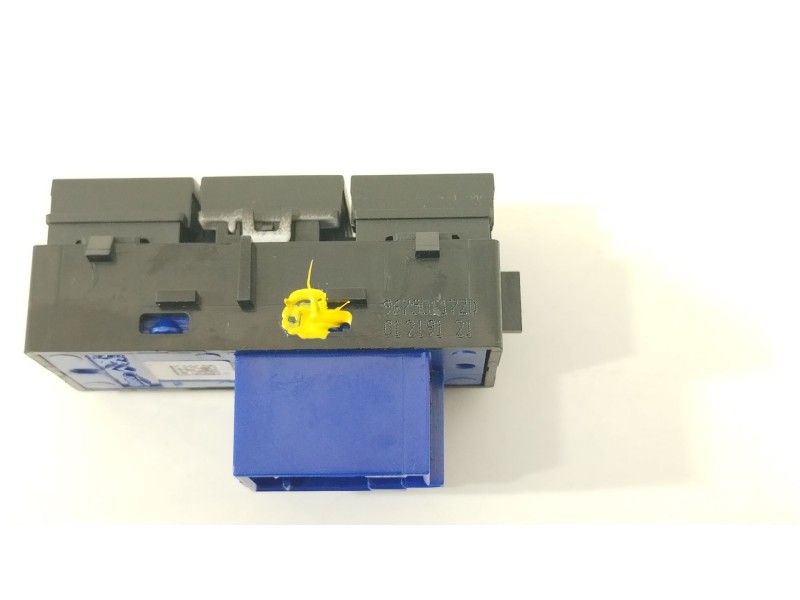 Recambio de mando multifuncion para peugeot 208 i (ca_, cc_) 1.2 vti 82 referencia OEM IAM 96750117ZD  