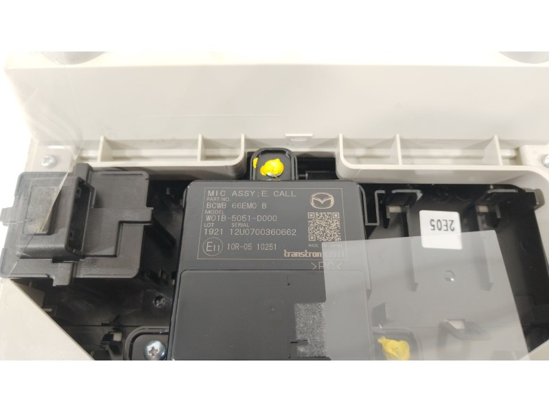Recambio de luz interior para mazda cx-30 zenith referencia OEM IAM DESSA752G25 W01B5051D000 BCWB66EM0