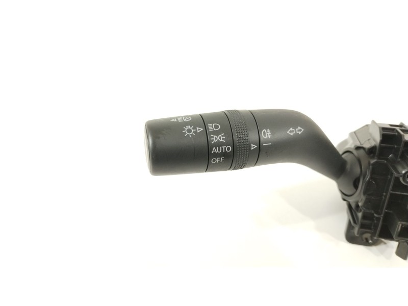 Recambio de mando luces para mazda cx-30 zenith referencia OEM IAM 210229772  223110698