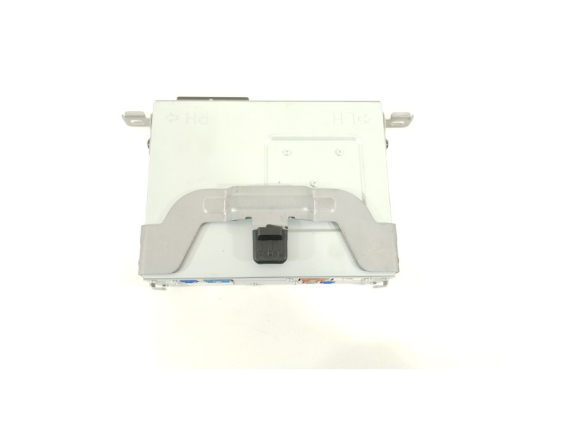 Recambio de sistema navegacion gps para mazda cx-30 zenith referencia OEM IAM DHPH66 CLMM2BE0GQ DHPH669C0D